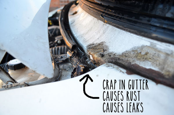 ldv-convoy-gutter-leak