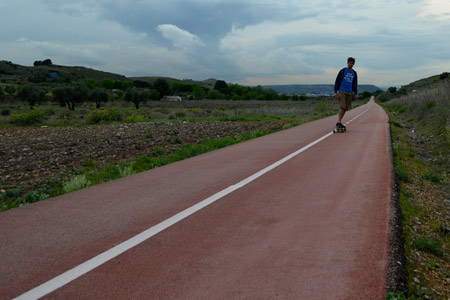 They do good cycle tracks in Spain. This went on for miles