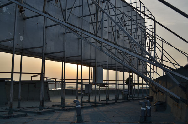 Axel wanted to get a good shot of the Casa Radio building with the sunset. This was a great spot – we spent like an hour here.