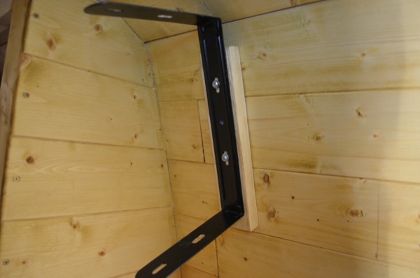 berhinger-1c-wall-bracket