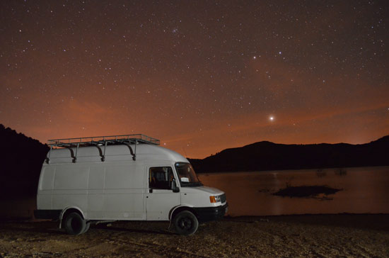 living-in-a-van-highlights-night-sky