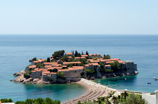 driving-through-montenegro-in-campervan-Sveti-Stefan