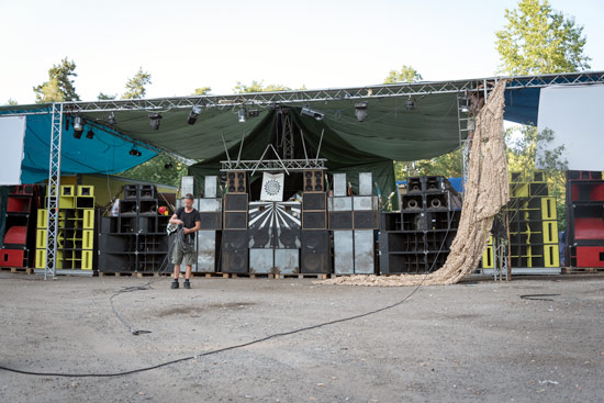 finding-free-party-rig-linkup