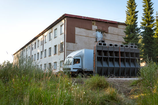 finding-free-party-soundsystem-truck