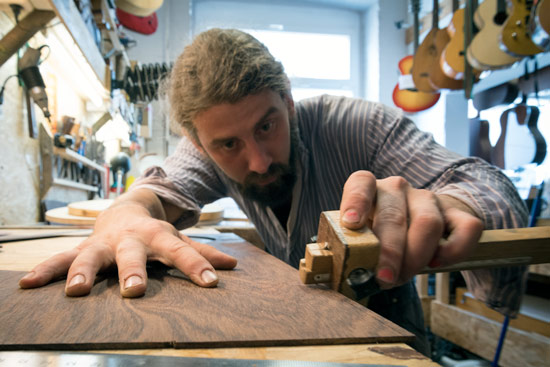 leipzig-christian-luthier-cutting-wood