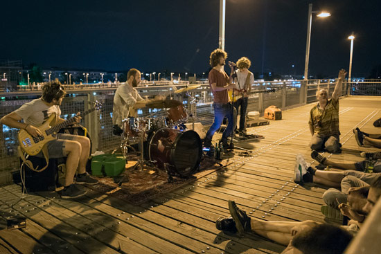 vanlife-berlin-the-face-gig