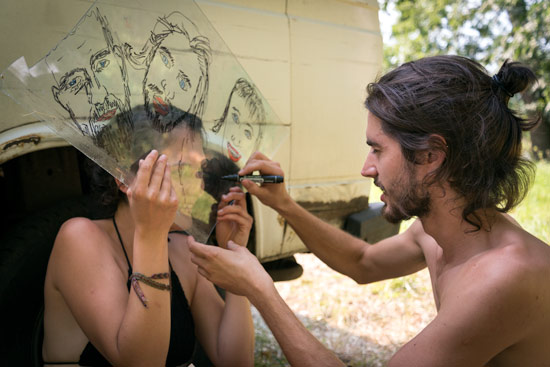 vanlife-czech-republic-camping-portrait-game