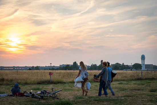 Tempelhof-airport-park-berlin-air-field