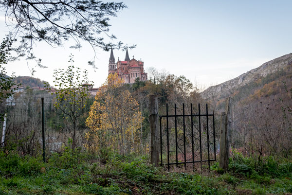 picos-de-europa-covadonga-monastery-hill