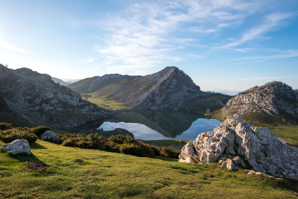 picos-de-europa-glacial-lakes-covadonga-13