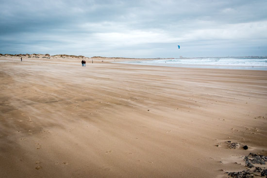 travelling-portugal-by-campervan-big-beach