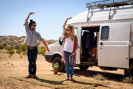 vanlife-leah-shann-in-morocco-ballet